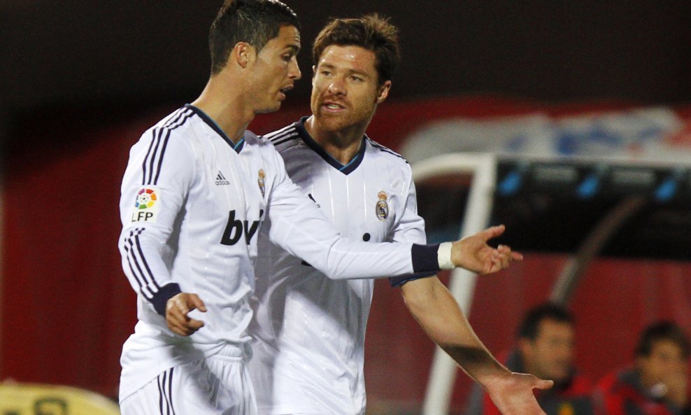 Cristiano Ronaldo i Xabi Alonso