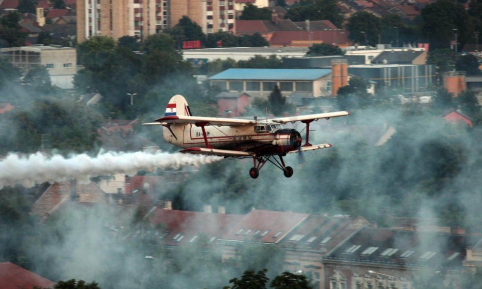 Zabranjeno zaprašivanje komaraca avionom nad Osijekom