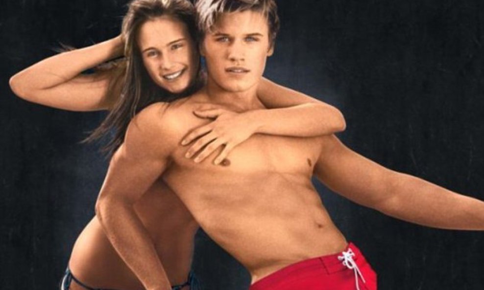 Hollister 1(1)