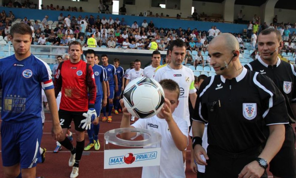 Bruno Marić 2012
