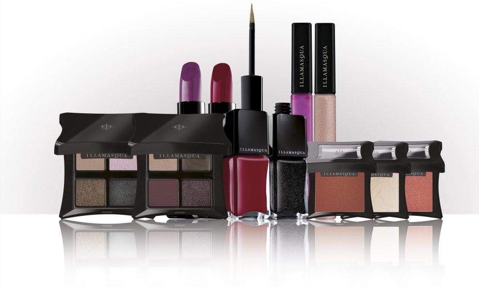 AW12 Group Shot RGB White