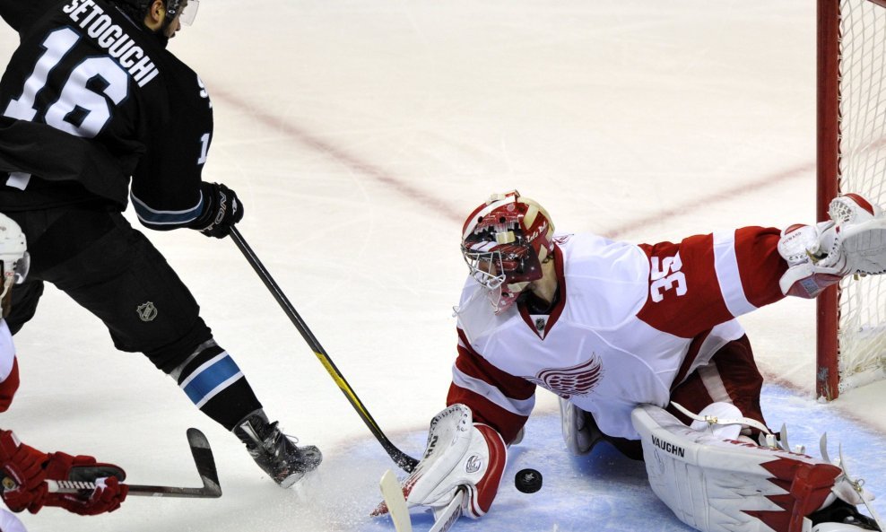 San Jose Sharks - Devin Setoguchi, Detroit Red Wings - Jimmy Howard, NHL 2011 