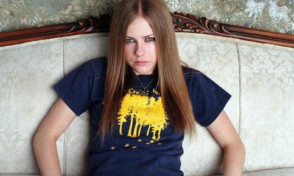 Avril 2003