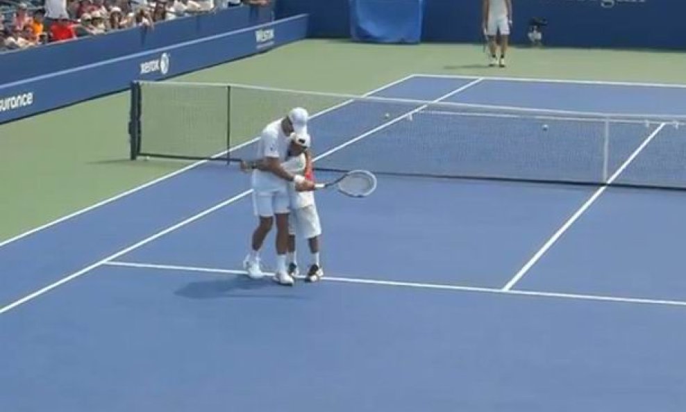 Novak Đoković i 'udvarač'