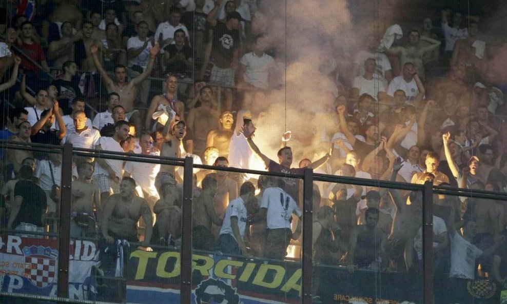 Torcdia u Milanu Inter - Hajduk