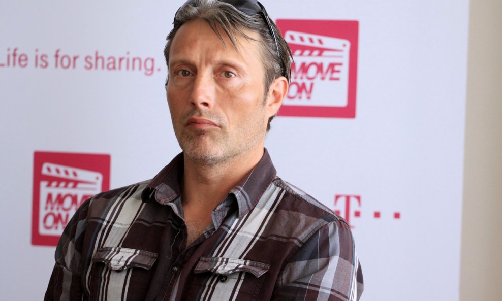 Mads Mikkelsen