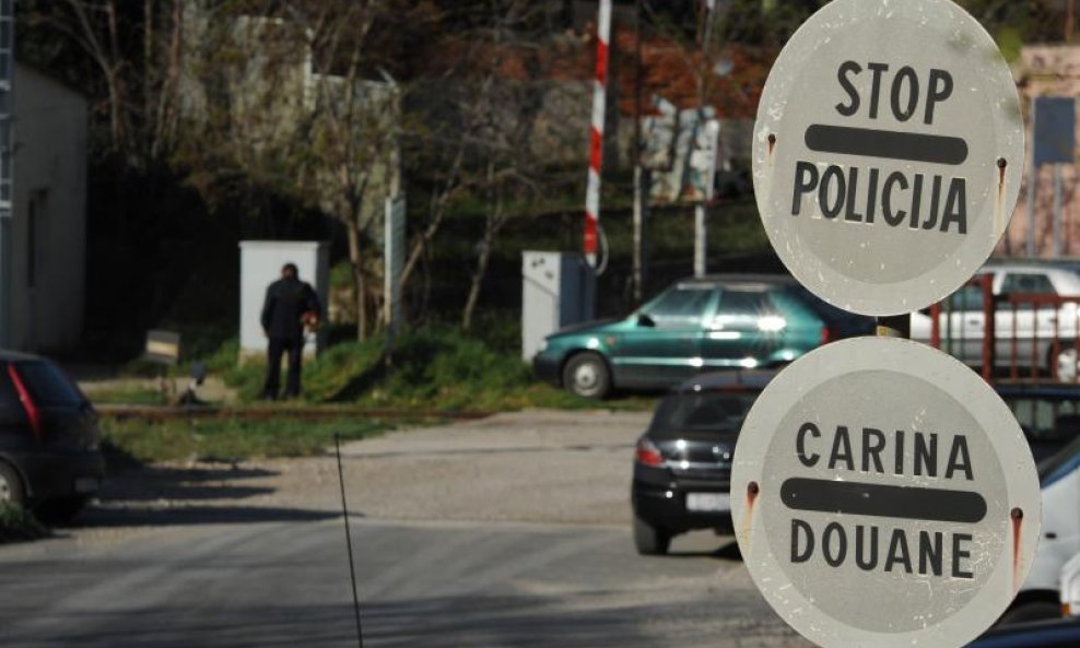 stop policija stop carina