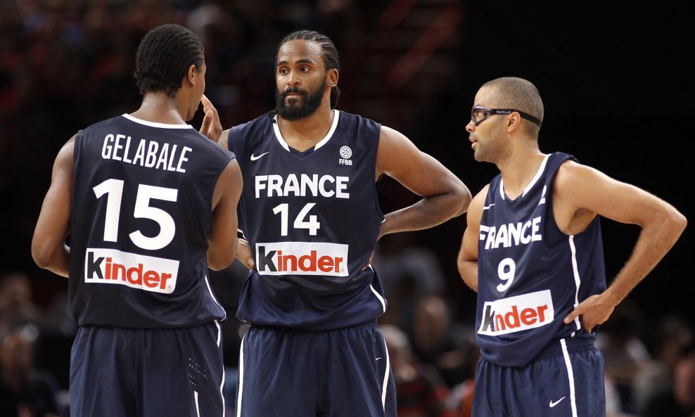 Ronny Turiaf, Tony Parker