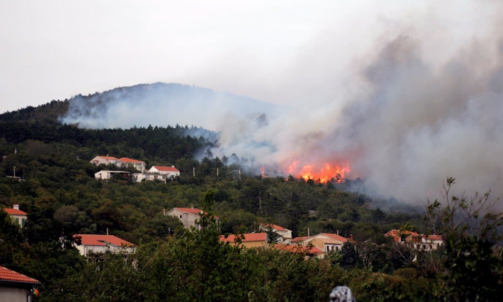 požar crikvenica