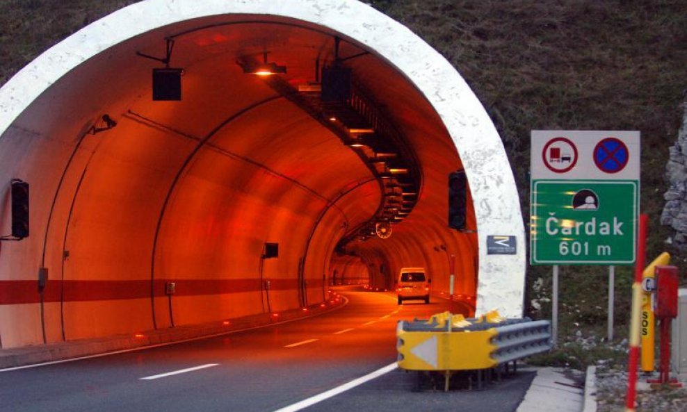 Tunel Čardak