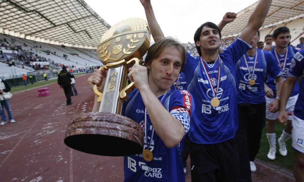 Luka Modrić Dinamo Kup Rabuzinovo sunce trofej