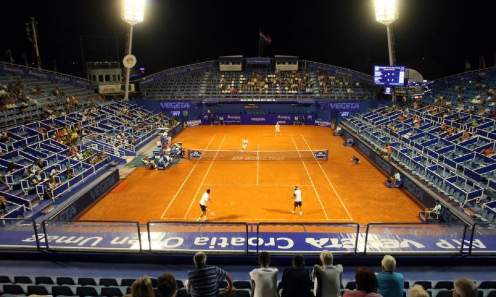 Atp Umag, umaški stadion