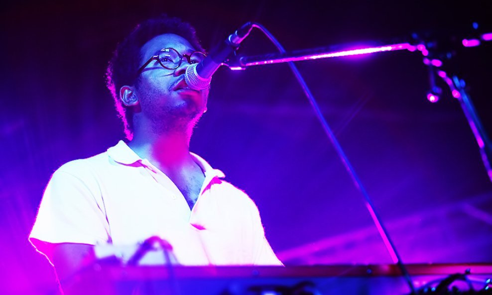 Toro Y Moi (01)