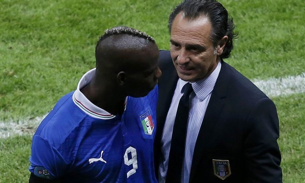 Cesare Prandelli (D) i Mario Balotelli