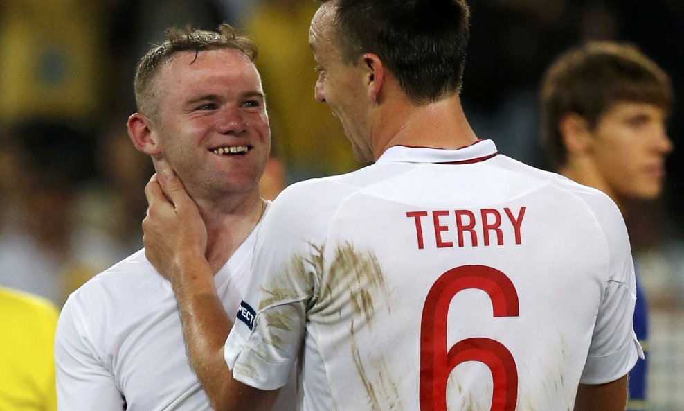 Wayne Rooney i John Terry (Engleska)
