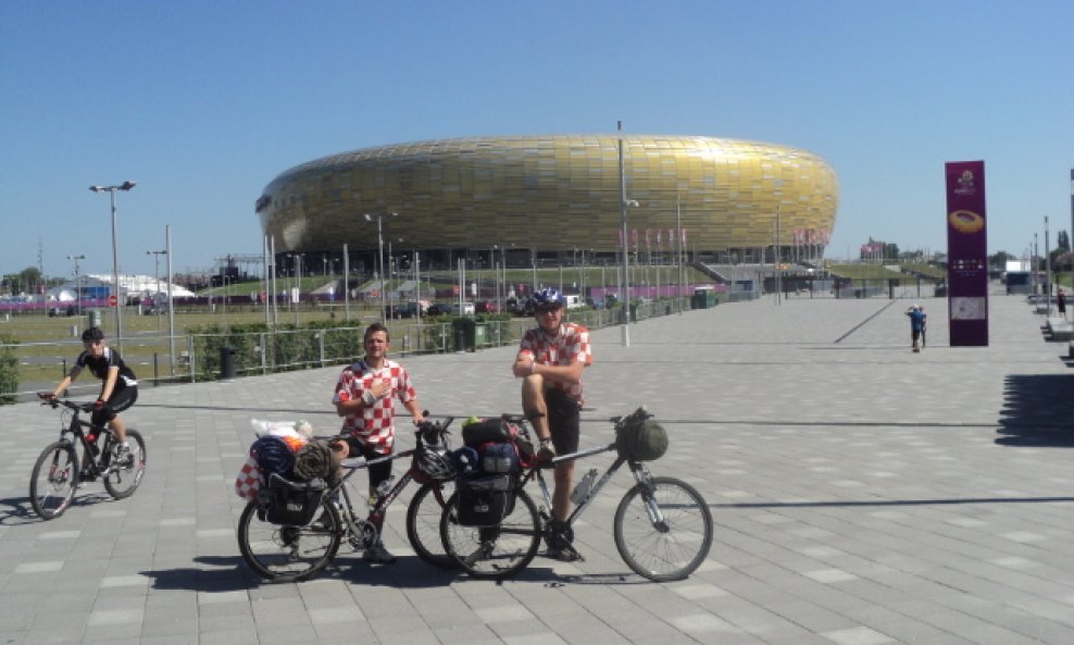 06. Gdanjsk arena čeka na večerašnji spektakl