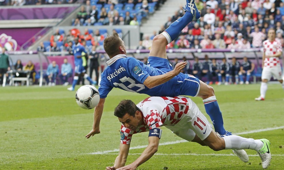 Emanuele Giaccherini i Darijo Srna