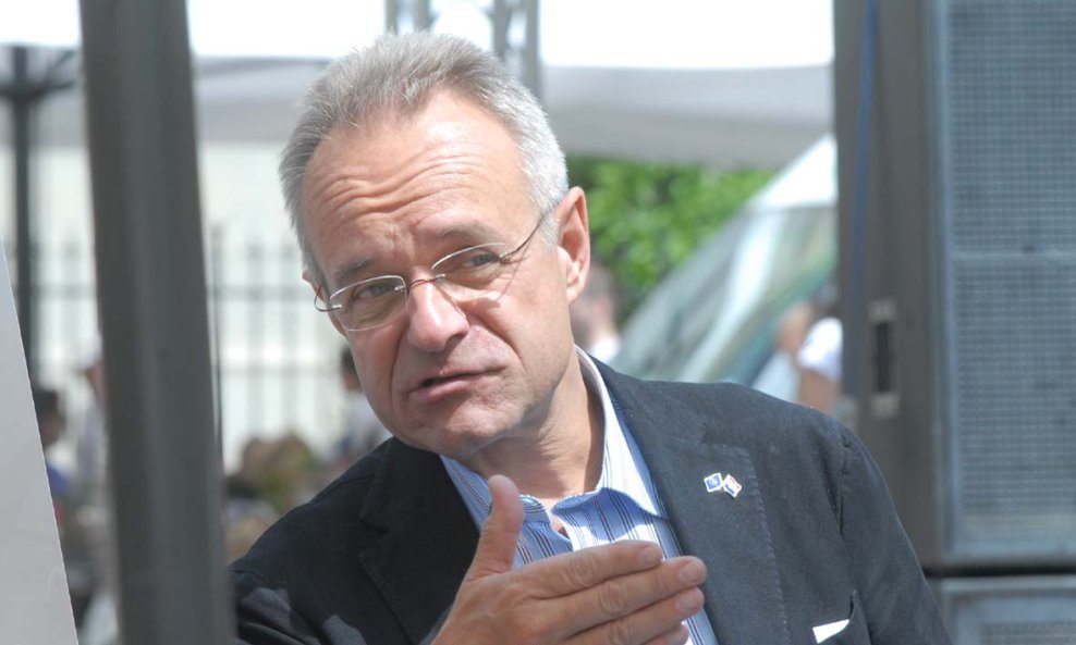 Paul Vandoren