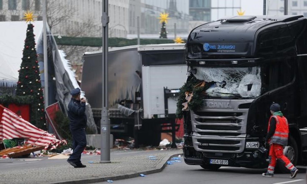 Napad kamionom u Berlinu