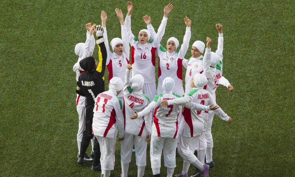 Iranska ženska nogometna reprezentacija