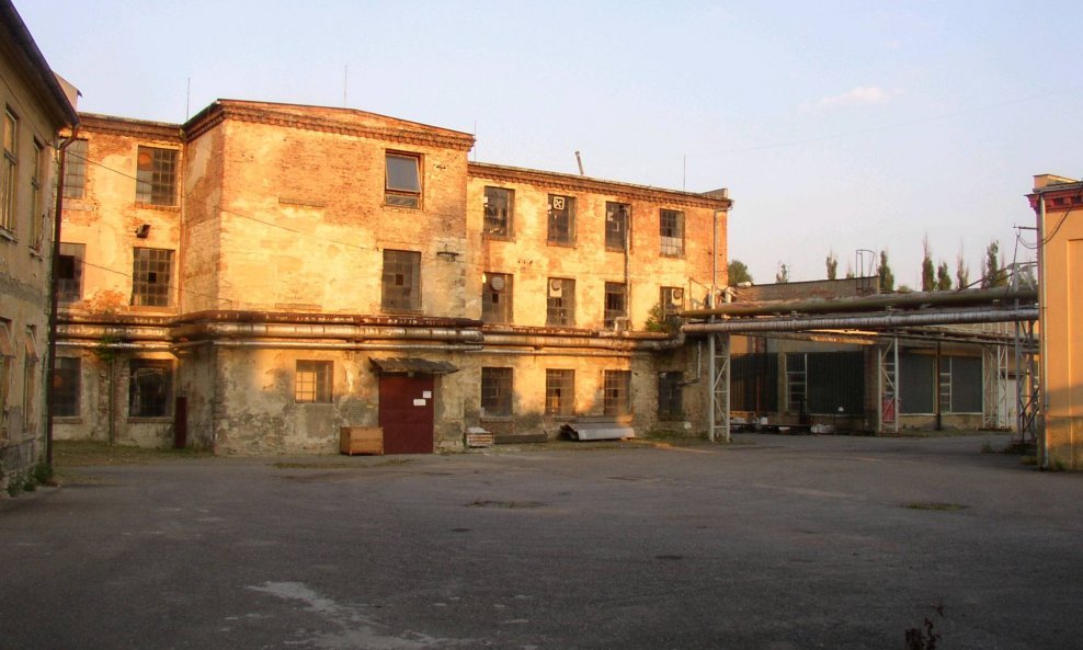 Schindlerova tvornica u Brnenecu