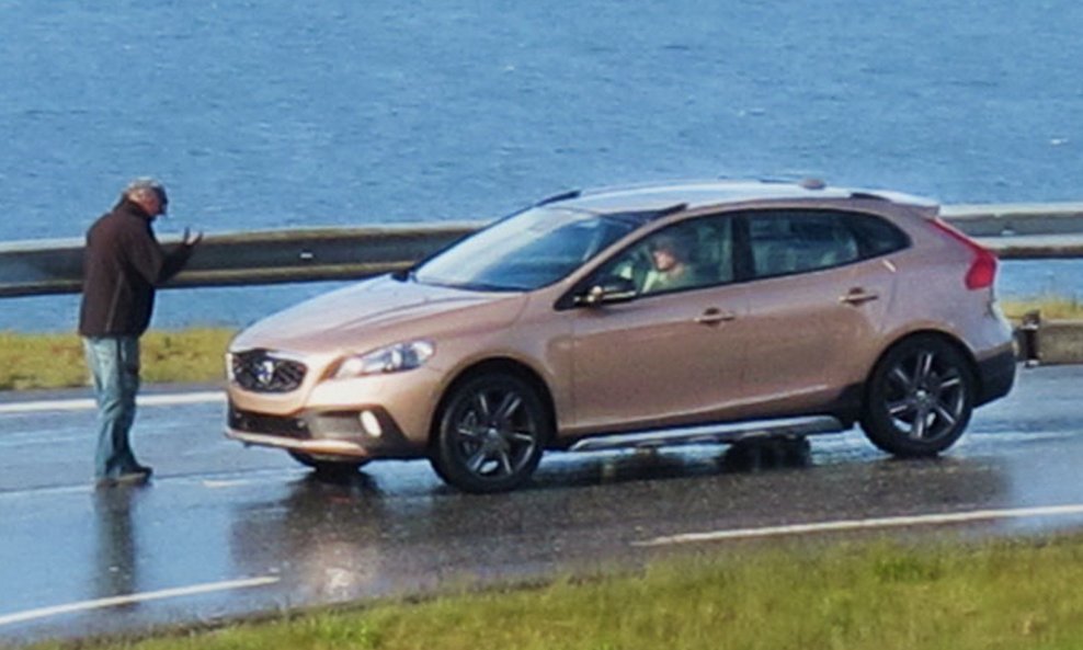 VolvoXC40