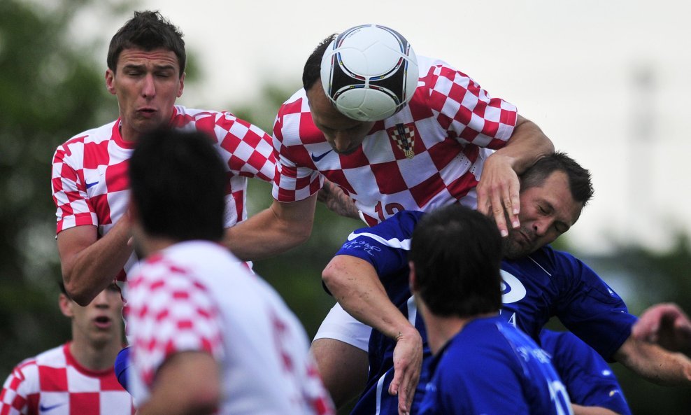 Hrvatska - Marsch Neuberg, Gordon Schildefeld i Mario Mandžukić