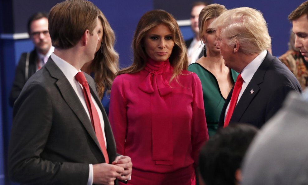 Melania Trump (9)