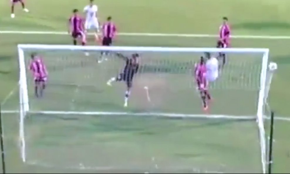 Nepriznat gol