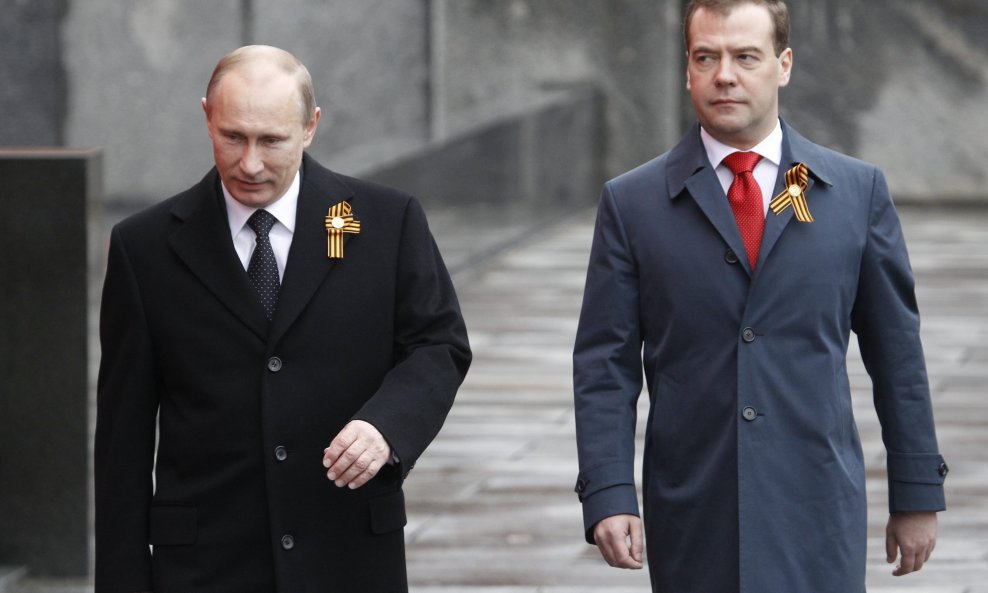 Vladimir Putin i Dmitrij Medvedev