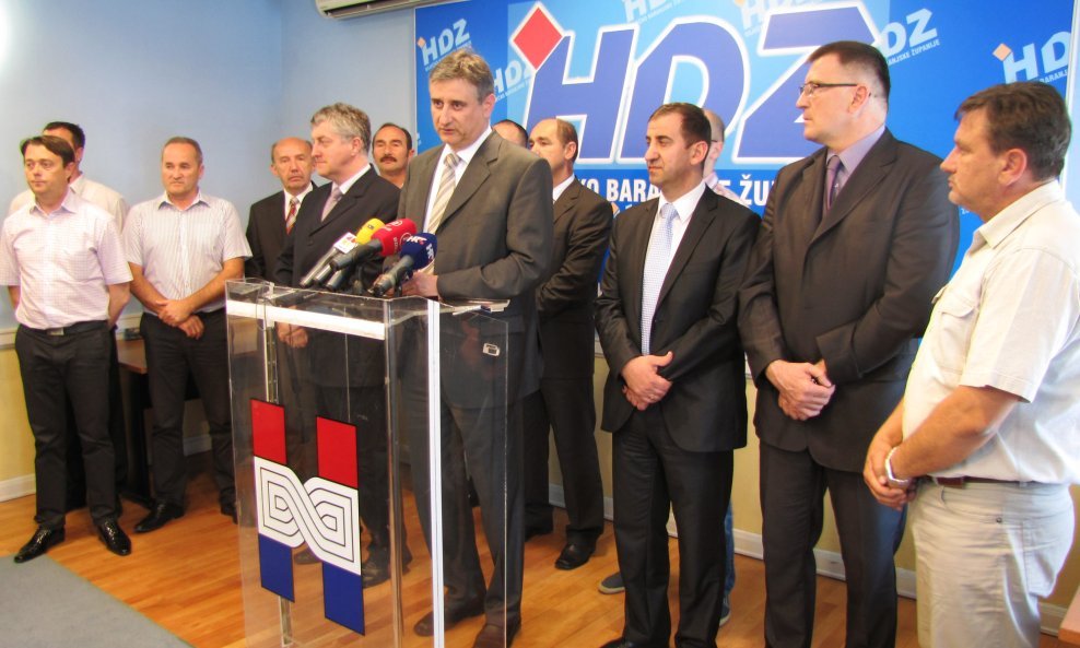 Karamarko započeo kampanju u Osijeku 1
