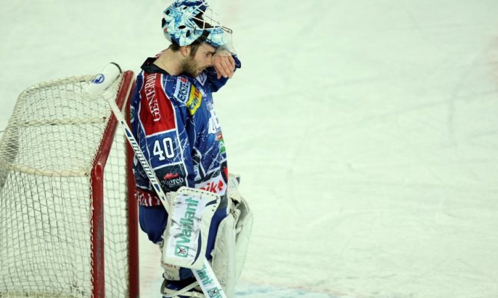 Michael Ouzas Medveščak 2012