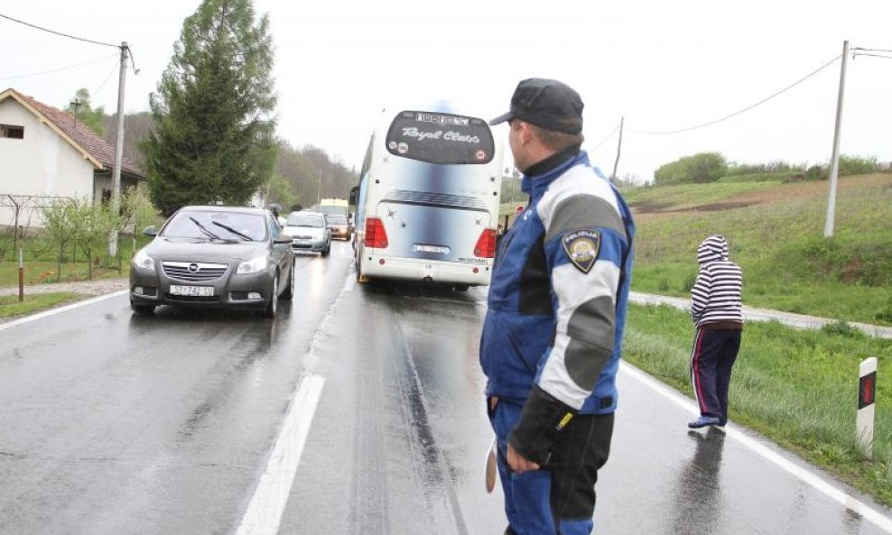 autobus policajac