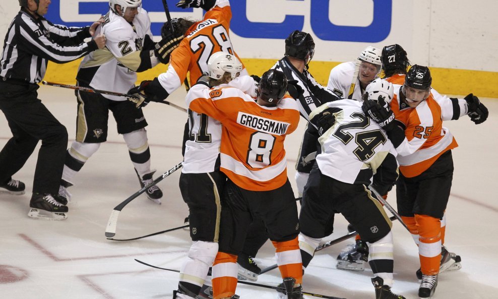 Philadelphia Flyers vs. Pittsburgh Penguins