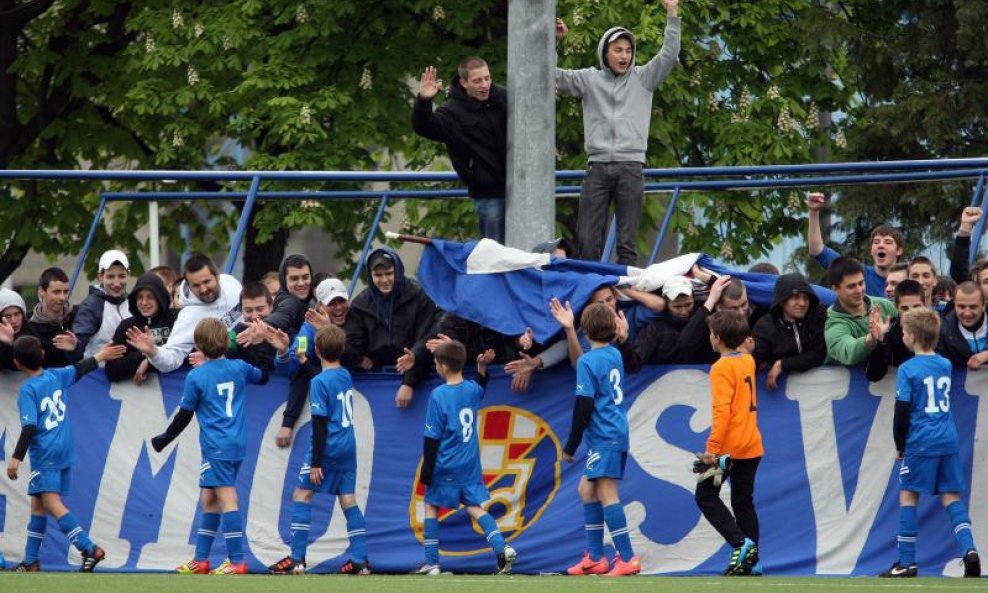 Za Dinamove nade navijali Bad Blue Boysi (1)