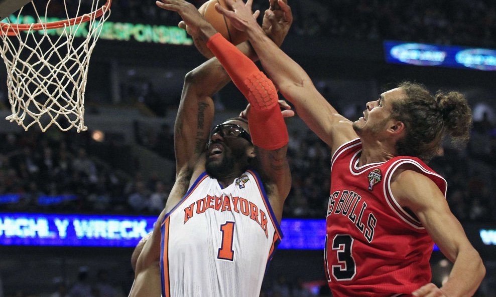 New York Knics Amar'e Stoudemire  Chicago Bulls Joakim Noah