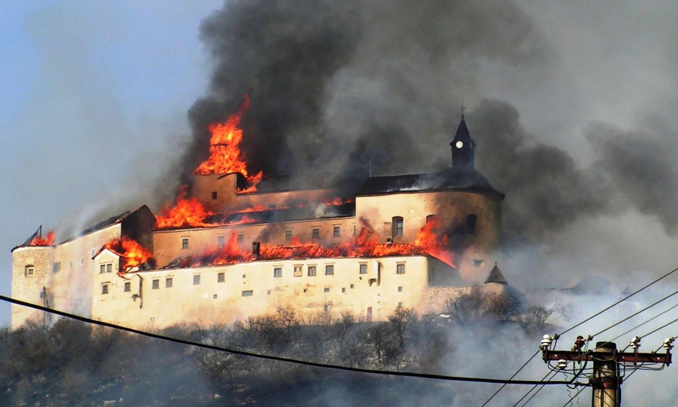 dvorac Krasna Horka slovačka