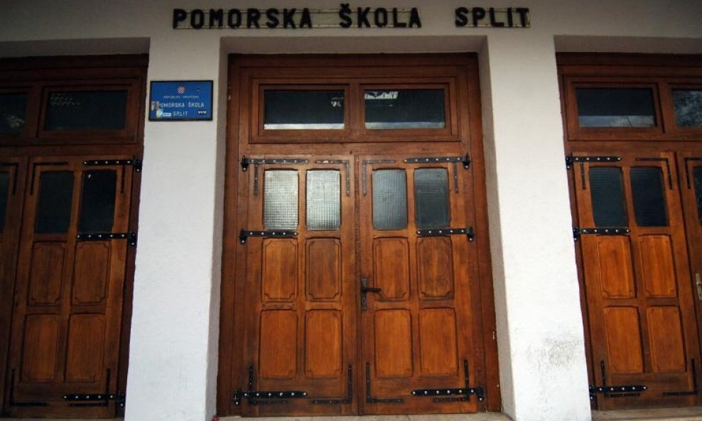 Pomorska škola Split