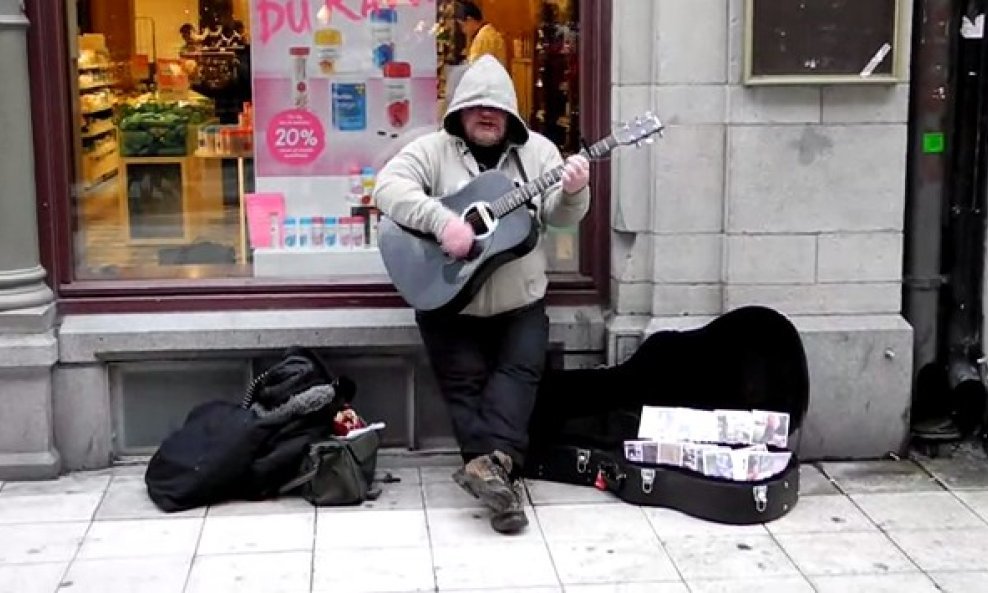 ulični svirač Joe Cocker