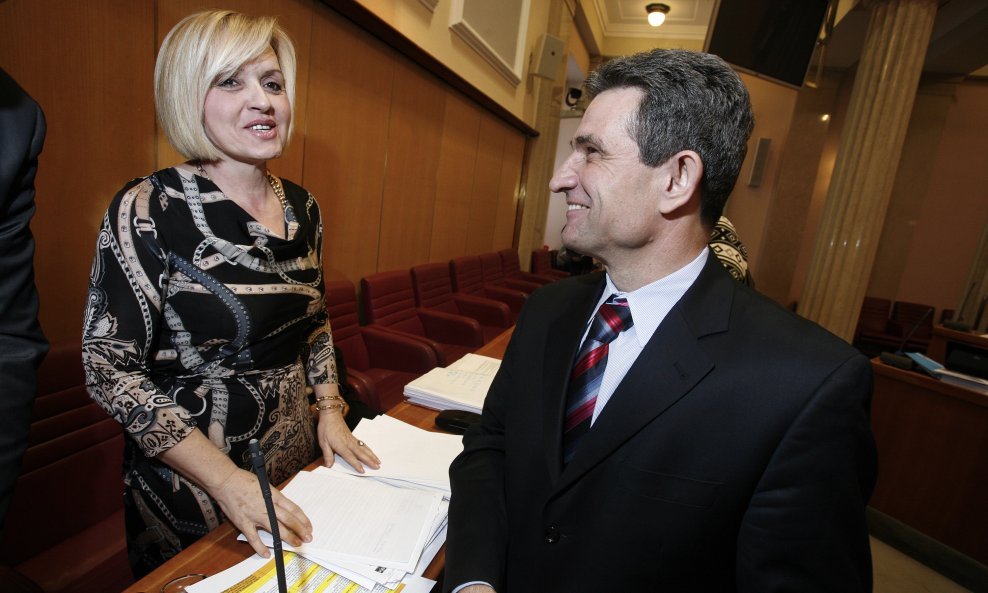 Šefica Porezne uprave Nada Čavlović Smiljanec i predsjednik Sabora Boris Šprem