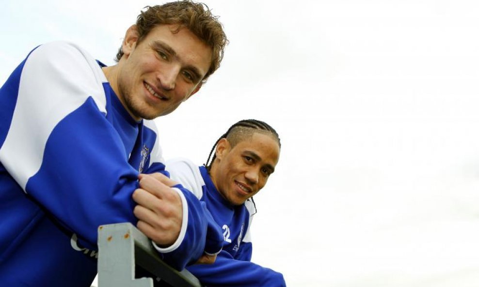 Nikica Jelavić Steven Pienaar, Everton 2012