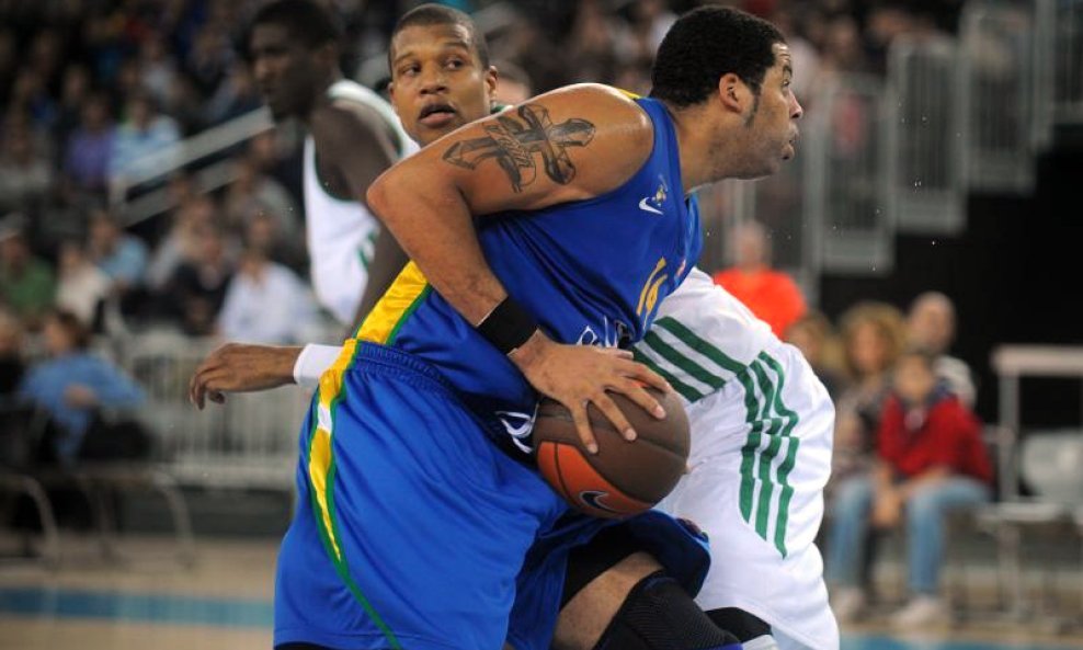 Zagreb - Panathinaikos, Sean May, Mike Batiste