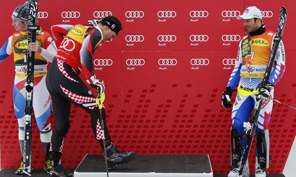 Ivica Kostelić šepajući se popeo na postolje u Sočiju