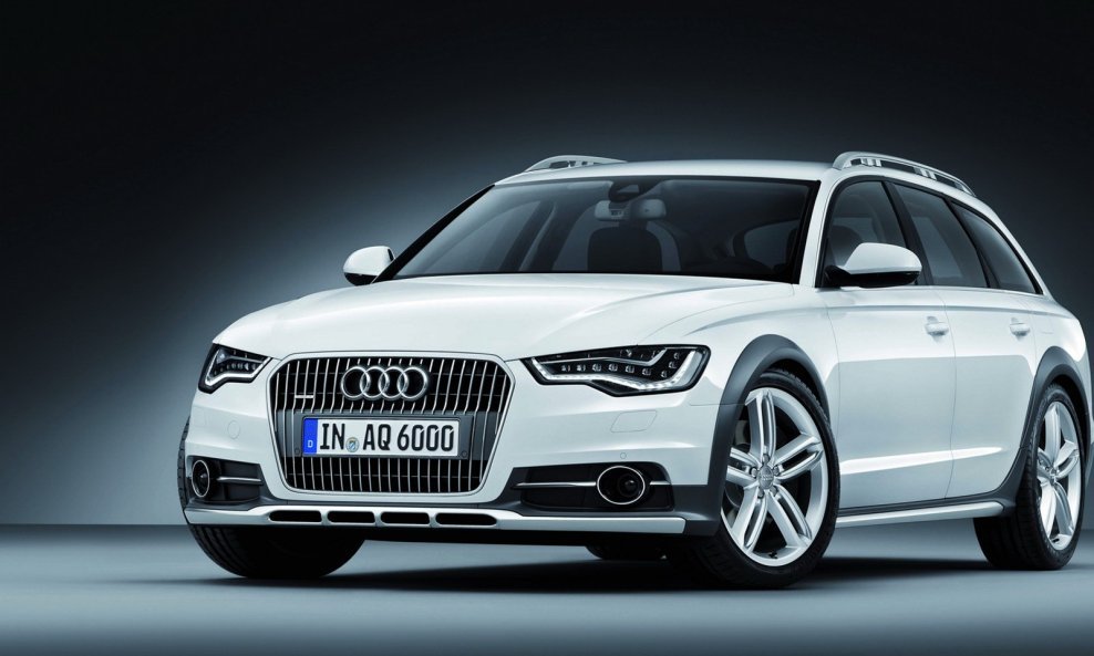 2013-Audi-A6-Allroad-13[2]