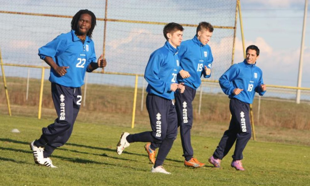 Trening nogometaša Karlovca