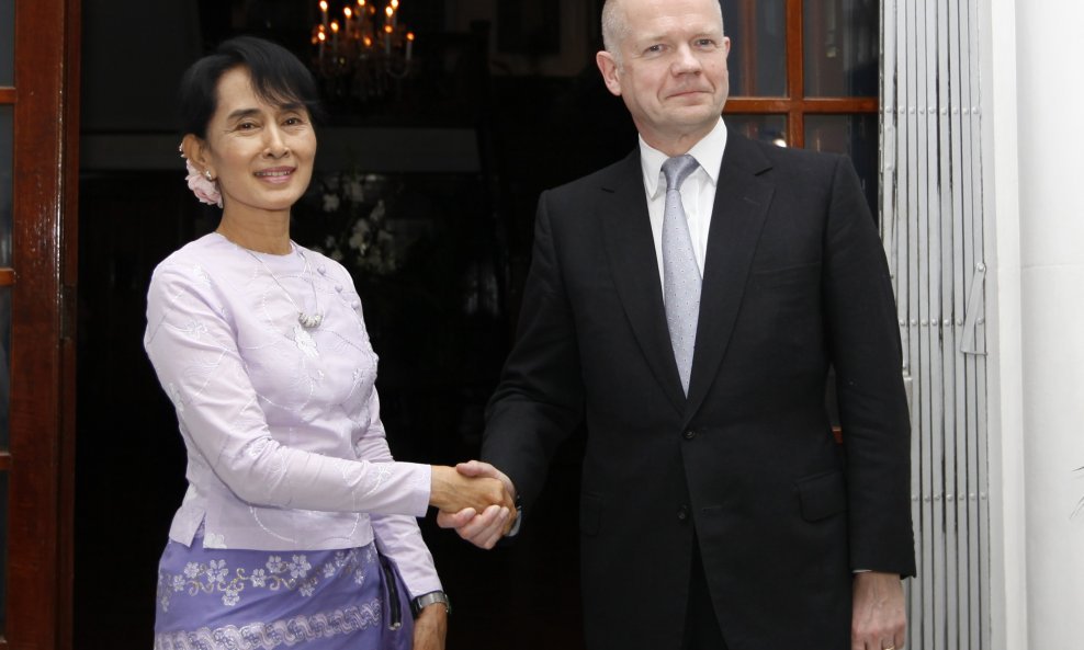 William Hague Aung Suu Kyi