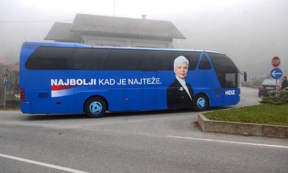 hdz-ov izborni autobus kosor najbolji kad je najteže