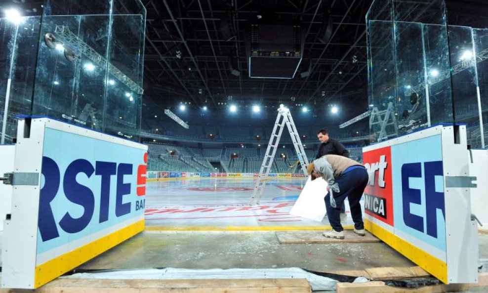 Arena Ice Fever 2011