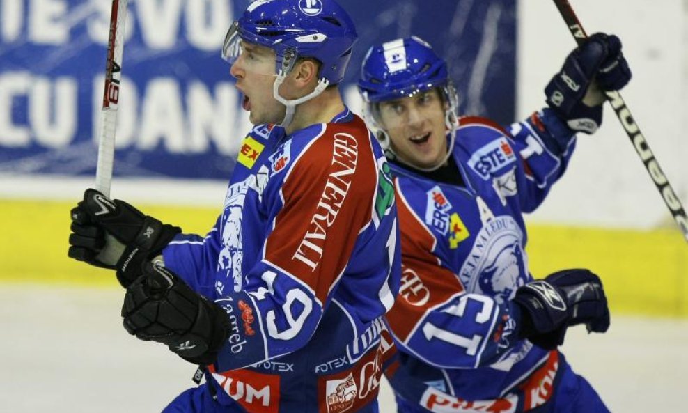 Medveščak Zagreb - UPC Vienna Capitals. Ryan Kinasewich