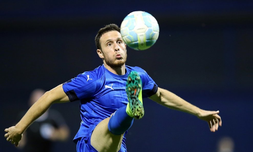 Angelo Henriquez